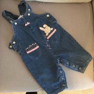 Adorable 6-9 month Carter’s denim overalls with tons of cute details